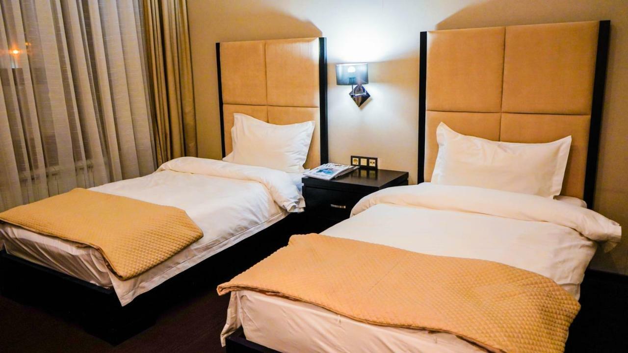 אסטנה Jelsominohotel מראה חיצוני תמונה