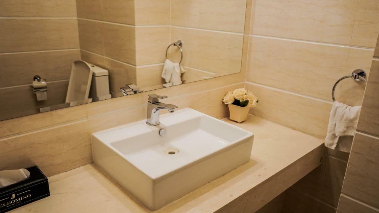 אסטנה Jelsominohotel מראה חיצוני תמונה