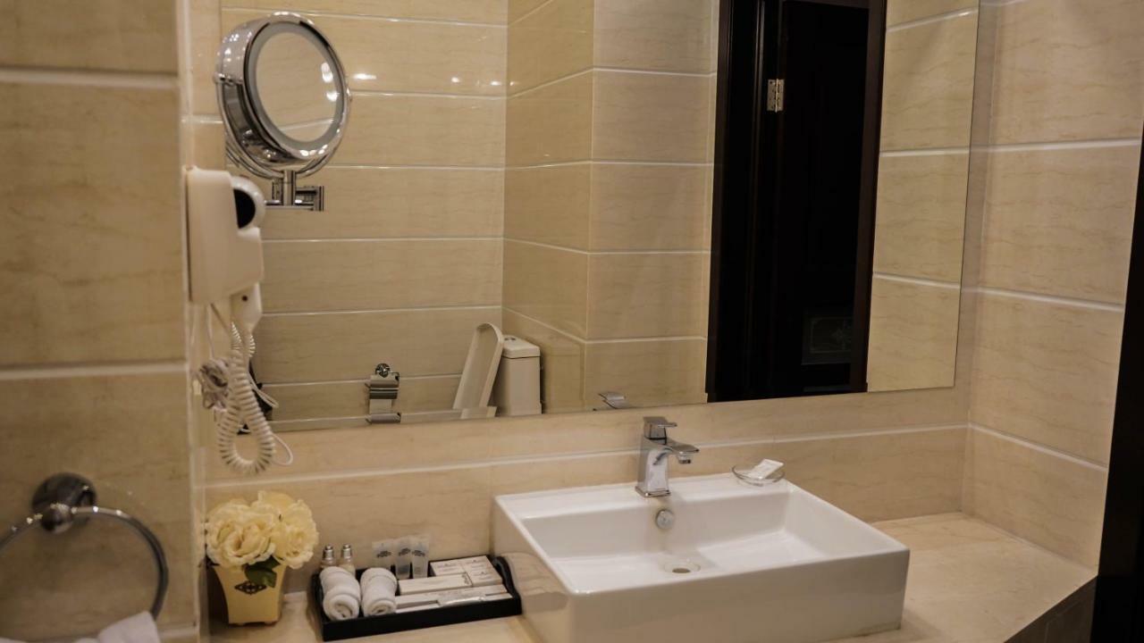 אסטנה Jelsominohotel מראה חיצוני תמונה